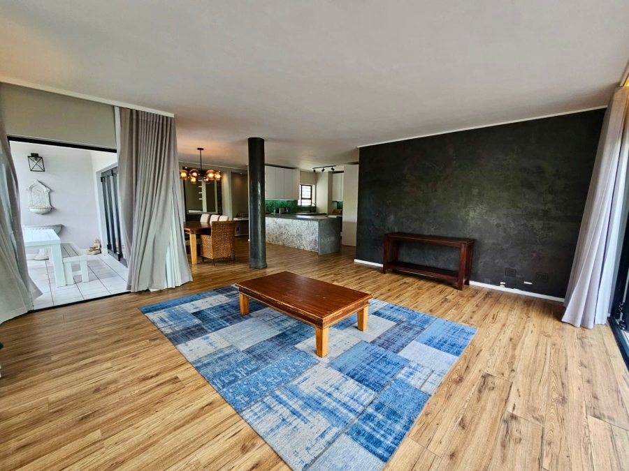 To Let 3 Bedroom Property for Rent in Fresnaye Western Cape